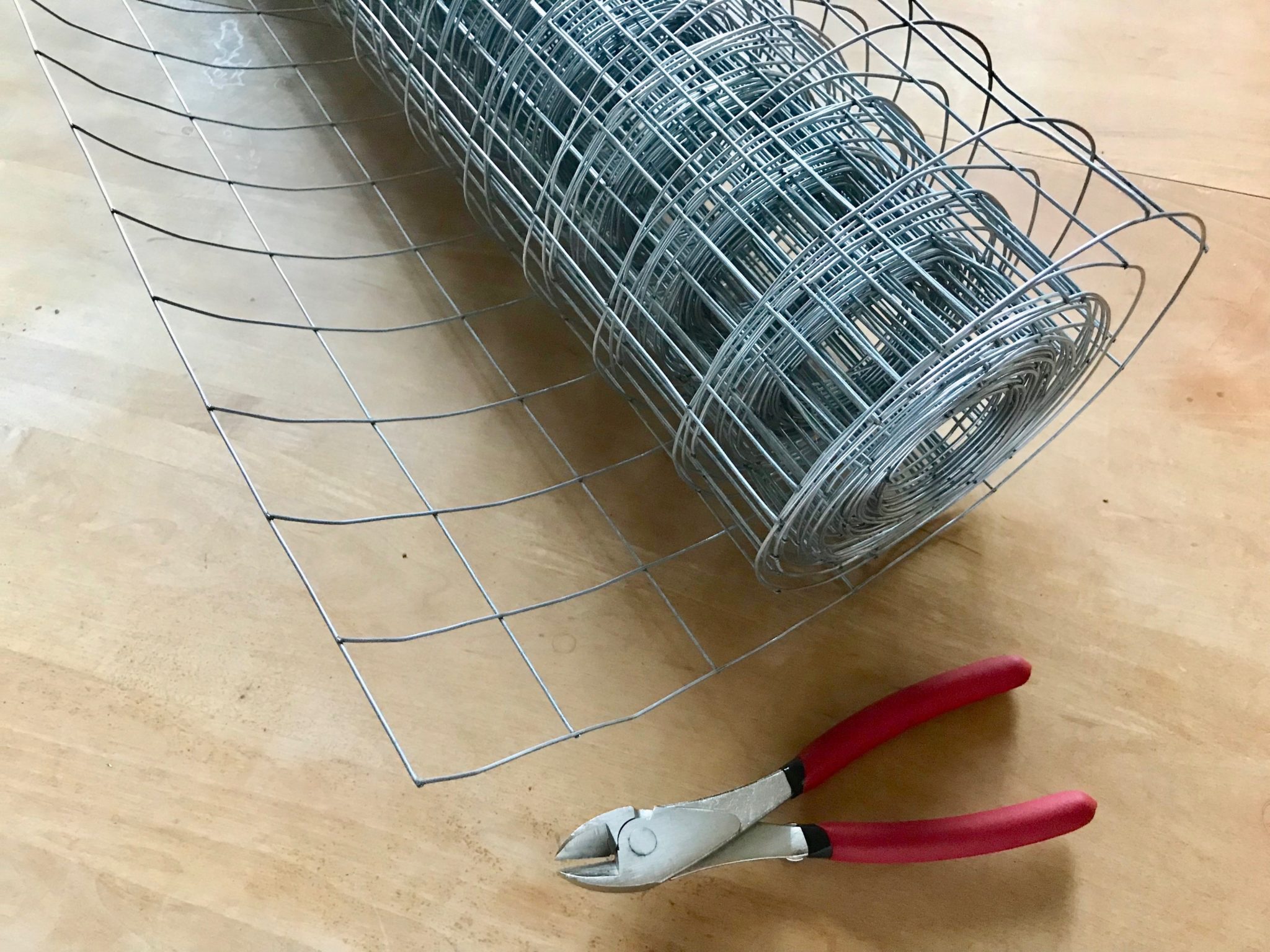 DIY Catio Materials How to Pick the Right Cat Enclosure Mesh for Your